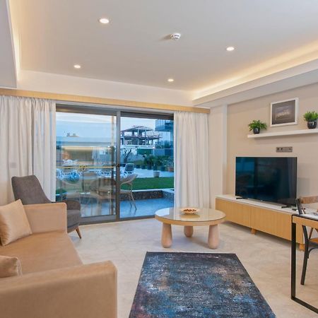 A Suite Side Luaran gambar
